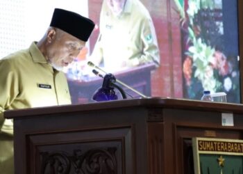 Sampaikan Jawaban Atas Pandangan Umum Fraksi DPRD, Gubernur Sumbar Bertekad Genjot Pendapatan Daerah