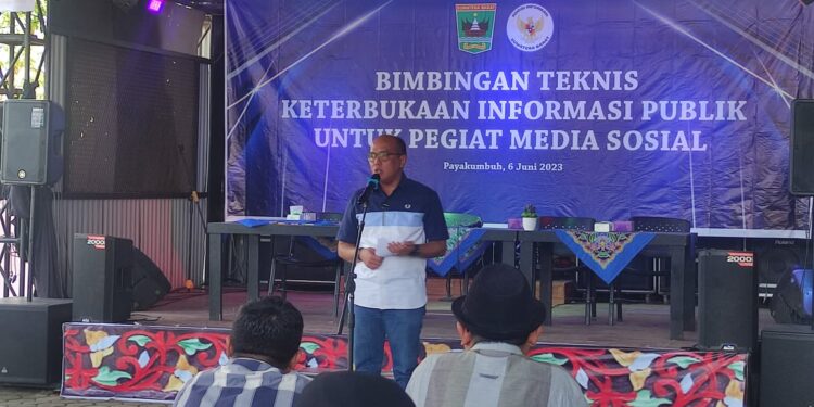 Buka Bimtek Keterbukaan Informasi, Ketua DPRD Sumbar Katakan Potensi Generasi Muda Harus Diarahkan