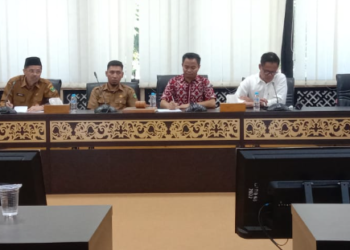 Anggota DPRD Sumbar Hidayat Terima Audiensi Ratusan Guru Status P