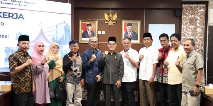 Asra Faber Terima Kunjungan Bamus DPRD Agam