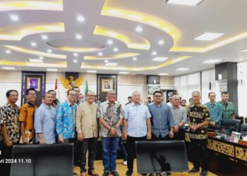 Ketua DPRD Sumbar Dorong Tim Pakar DPRD Lahirkan Ide-ide dan Berinovasi