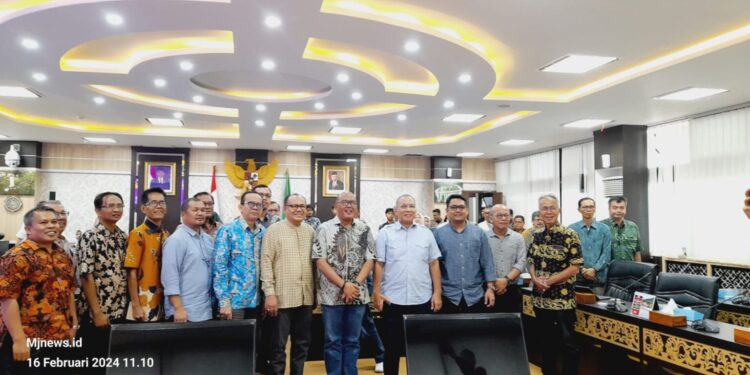 Ketua DPRD Sumbar Dorong Tim Pakar DPRD Lahirkan Ide-ide dan Berinovasi