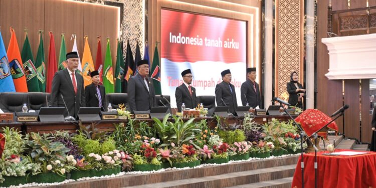 Pelantikan PAW DPRD Sumbar Perkuat Kerja Sama Antara Eksekutif dan Legislatif