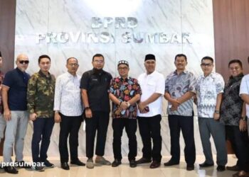 DPRD Sumbar Terima Kunjungan DPRD Pasaman Barat
