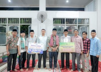 SAFARI RAMADHAN DI PAYAKUMBUH, KETUA DPRD SUMBAR AJAK GENERASI MUDA CINTAI DAERAH