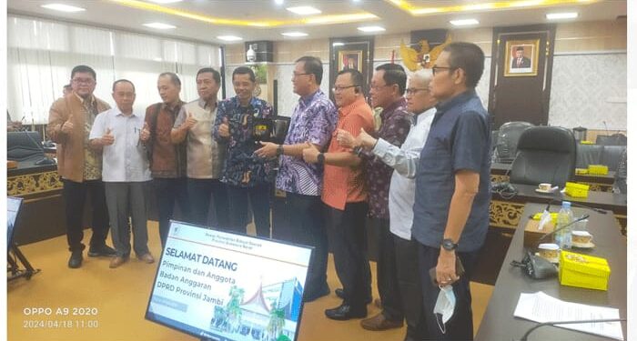 Konsultasi Terkait Penggunaan Anggaran, Banggar DPRD Povinsi Jambi Kunjungi DPRD Sumbar