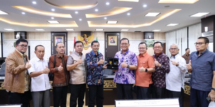 Optimalkan Pembahasan LKPJ, Banggar DPRD Jambi Kunjungi DPRD Sumbar