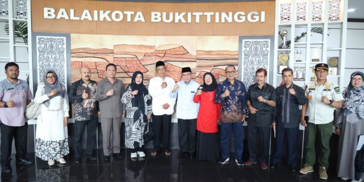 Kunjungan Kerja ke Bukittinggi, Komisi I Ajak Semua Unsur Sukseskan Pilkada