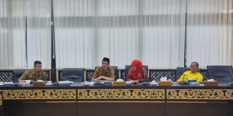 Sekretaris DPRD Sumbar Terima Kuliah Lapangan Mahasiswa Universitas Bung Hatta
