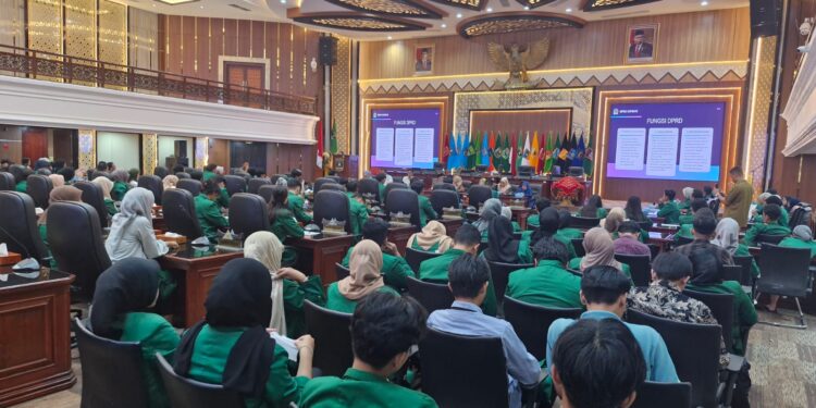 Mahasiswa Fakultas Hukum UNAND Belajar Tupoksi Kedewanan ke DPRD Sumbar