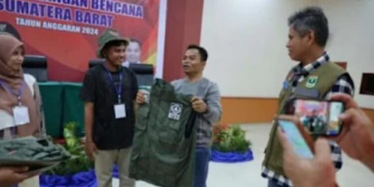 Hidayat Gelontorkan Pokir untuk Latih Relawan Bencana