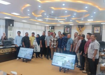 Sekretaris DPRD Sumbar, Raflis Terima Kunjungan Komisi II dan III DPRD Limapuluh Kota