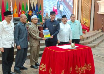 DPRD Sumbar Gelar Rapat Paripurna Pengambilan Keputusan Atas Ranperda RPJPD 2025-2045