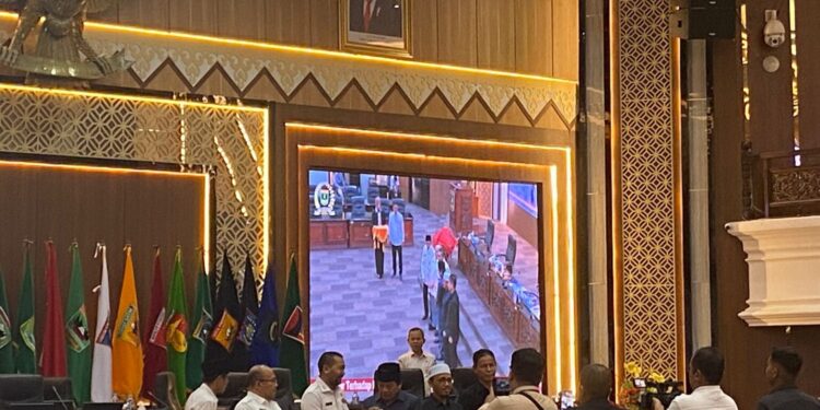 DPRD Sumbar Gelar Rapat Paripurna Penyampaian Nota Pengantar KUA-PPAS 2025 dan Ranperda Penyiaran