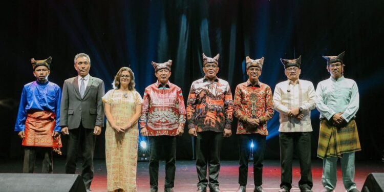 Festival Maek 2024 Dibuka dengan Dihadiri Gubernur dan Bupati Lima Puluh Kota
