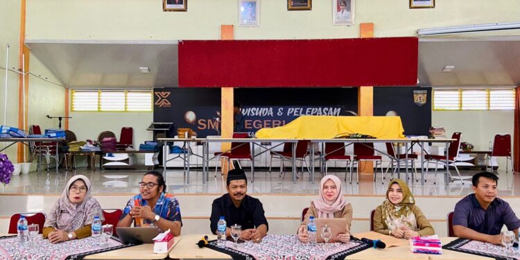 Ketua DPRD Sumbar : Tamatan SMK Jangan Hanya Jadi Pekerja