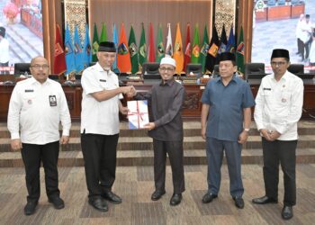 Gubernur Sampaikan Nota Pengantar Ranperda Perubahan APBD 2024 ke DPRD Sumbar