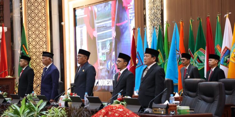 DPRD Sumbar Gelar Rapat Paripurna Mendengarkan Pidato Kenegaraan HUT RI