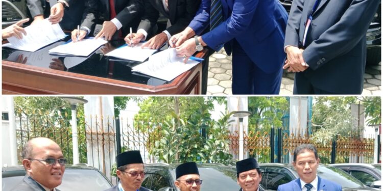 Usai Pelantikan dan Pengambilan Sumpah, Pimpinan DPRD Sumbar Serahkan Kendaraan Dinas