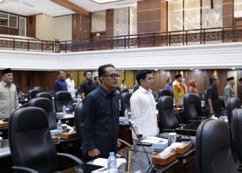 Fraksi-fraksi DPRD Sumbar Sampaikan Pandangan Umum Ranperda APBD 2025