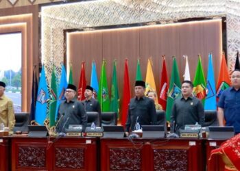 DPRD Sumbar Umumkan Pengusulan Pemberhentian dan Pengangkatan Gubernur dan Wakil Gubernur
