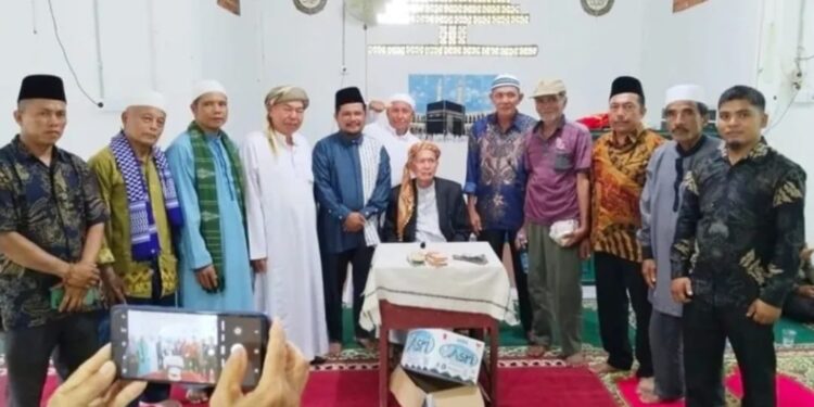 Anggota DPRD Sumbar Hanapi Lubis Hadiri Tabligh Akbar di Nagari Binjai Pasaman