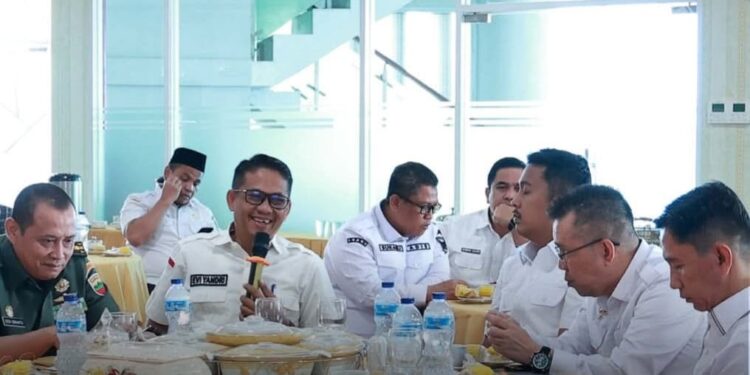 Ketua Sementara DPRD Sumbar Dampingi Wamenkop UMKM dalam Musyawarah Desa Khusus