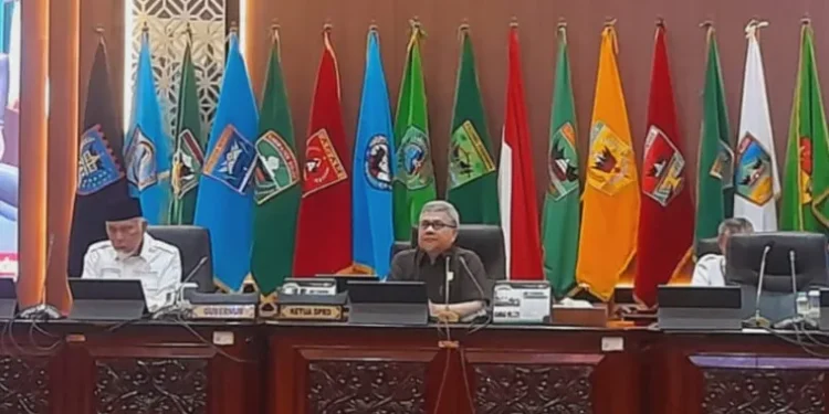DPRD Sumbar Gelar Rapat Paripurna Penyampaian Jawaban Gubernur Terkait Pandangan Umum Fraksi