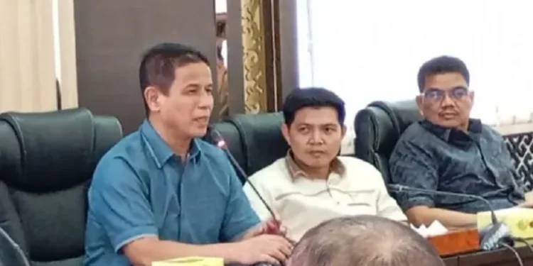 Bamus DPRD Pessel Studi Tiru ke Bamus DPRD Sumbar