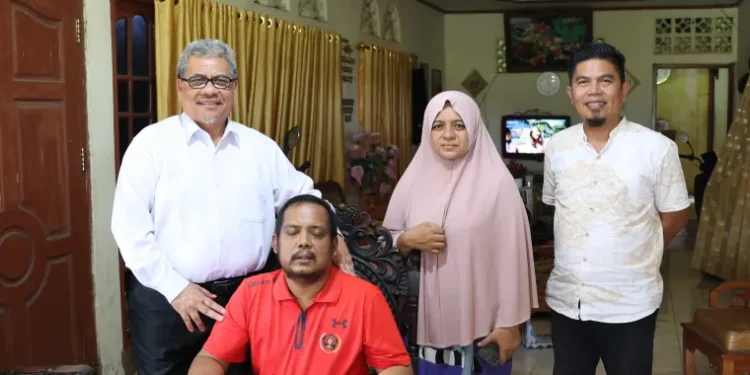 Muhidi Jenguk Pimpred Benteng Sumbar